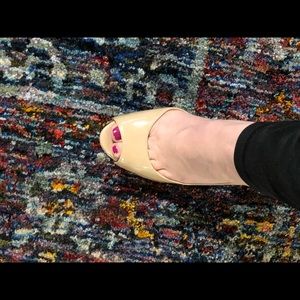 Steve Madden Shoes - Steve Madden nude peep toe heels Steve Madden Shoes - Steve Madden nude peep toe heels